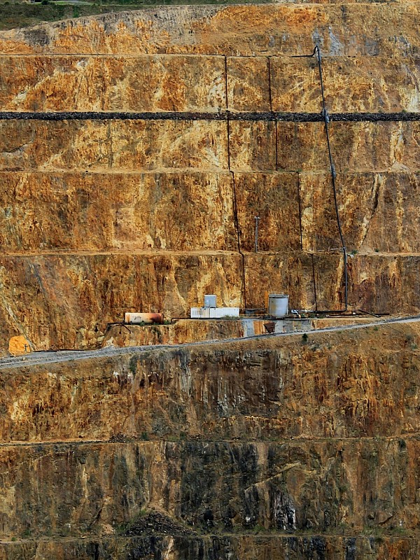Approval of the New Mining Law